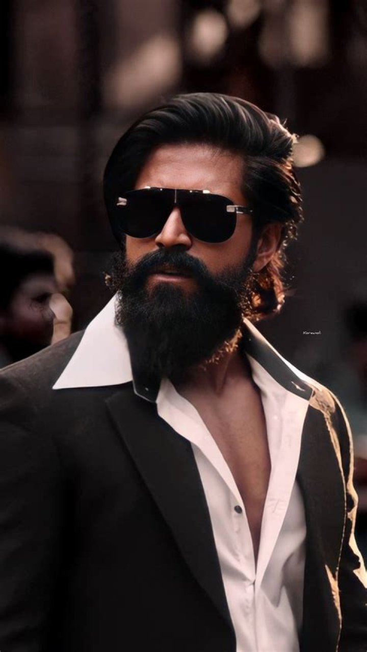 'KGF 2' star Yash flaunts signature Rocky Bhai look with rugged beard, long hair- Check out