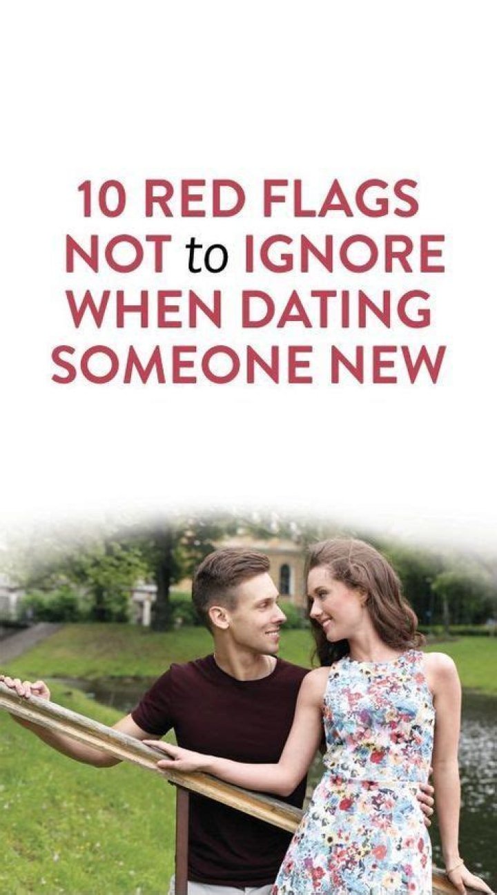 10 Red Flags No Grown-Ass Woman Should Ignore When She Starts Dating Someone New, Because This Is The Time To Jump Ship