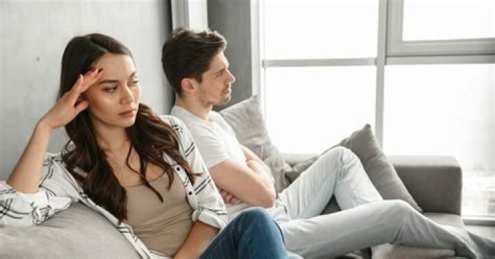 11 Surprising Differences Between Needing Space Vs. Falling Out Of Love With Your Partner