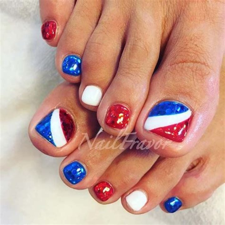 12 Fourth Of July Pedicure Ideas That Go Beyond Red, White, & Blue