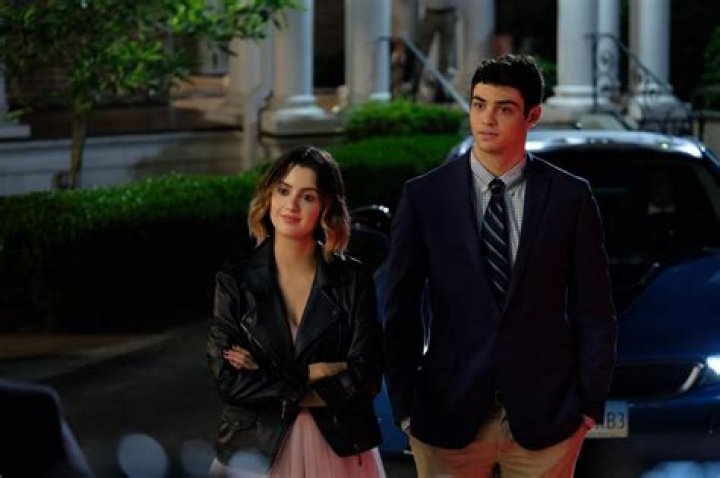 12 Movies Like ‘The Perfect Date’ Streaming On Netflix Now, Because Teen Drama Is The Best Drama