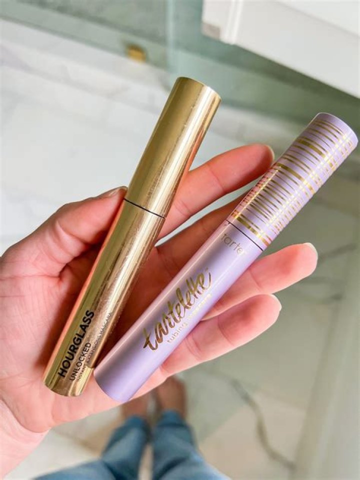 13 Best Drugstore Tubing Mascaras to Dramatize Your Eyes