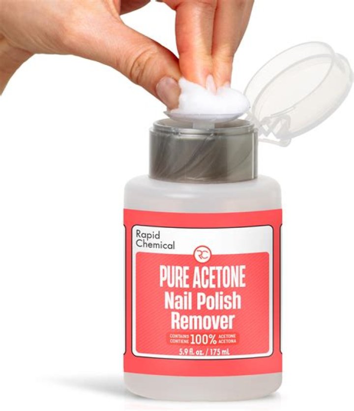 13 Best Non-acetone Nail Polish Removers You Must Add to Your Kit