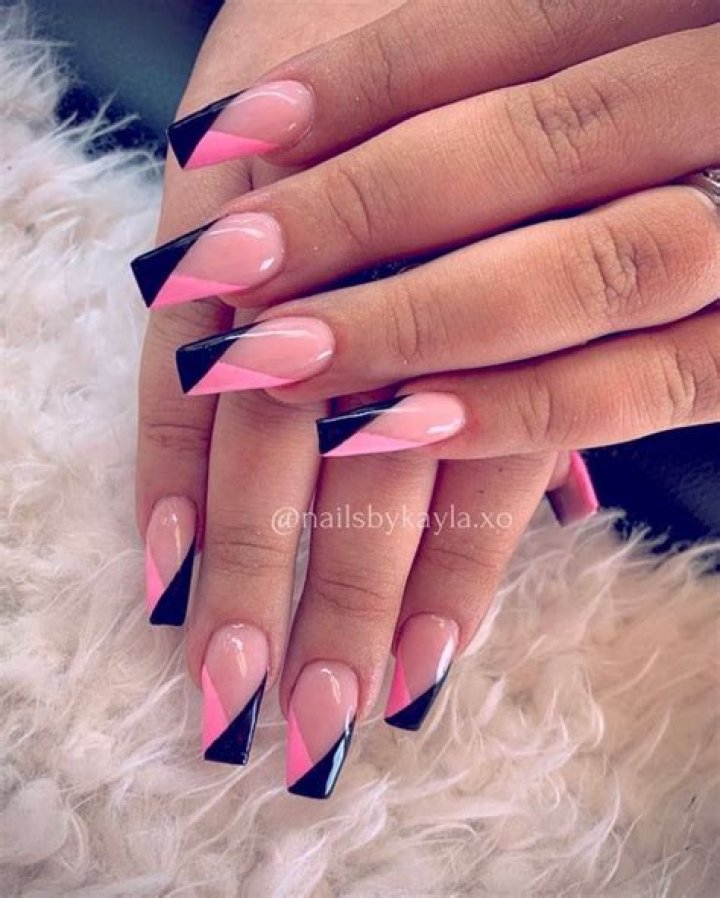 15 Pink & Black Nail Ideas That Give Off Punk Princess Vibes