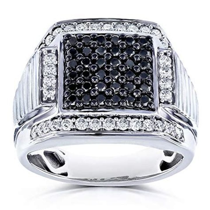 18 Luxury Men’s Rings That Your Man Can’t Say No to!