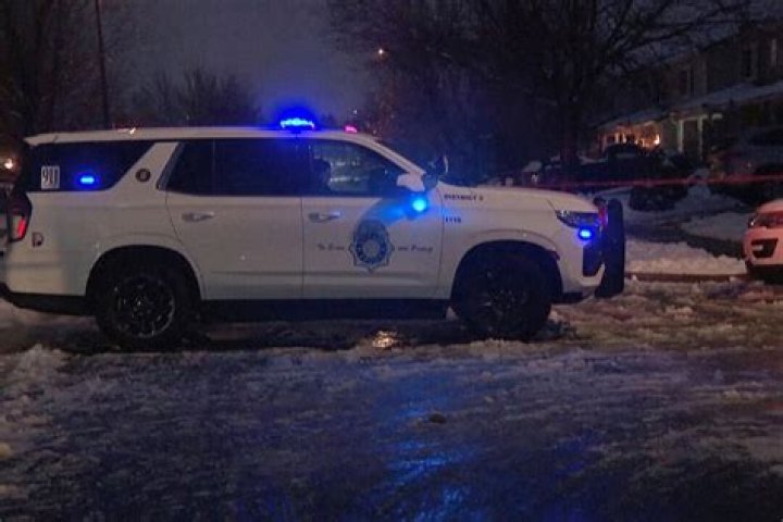 2 people killed, 4 injured in Denver shooting, police say