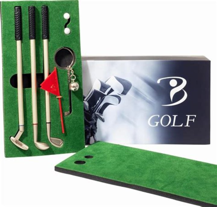 48 Best Golf Gifts For Men: Guaranteed Hole-In-On in 2024