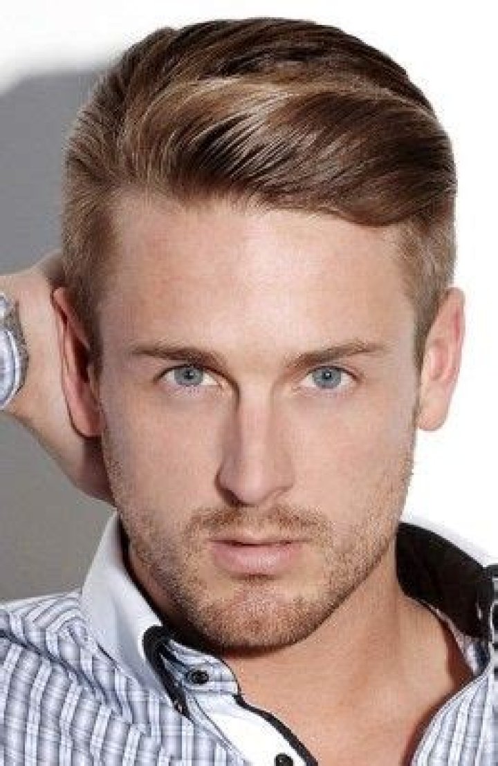 55 Best Short Haircuts For Men – Fresh Hairstyles in 2024