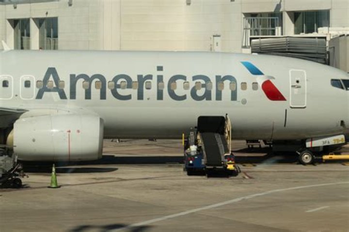 6 injured after American Airlines flight makes ‘hard landing’ in Hawaii
