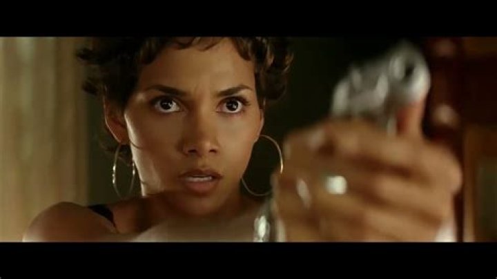 6 Sexiest Halle Berry Scenes in Movies
