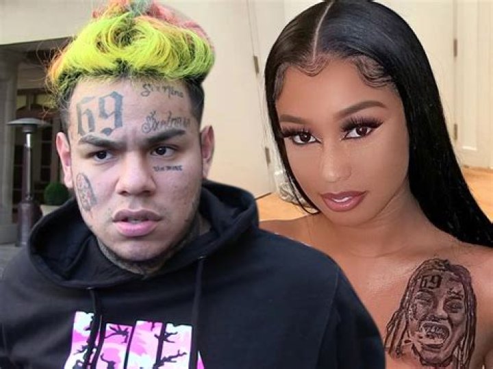 6ix9ine's Girlfriend Says She's Pregnant
