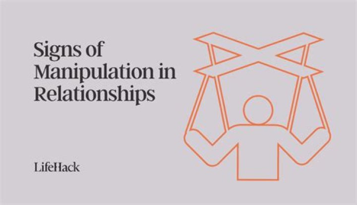 7 signs of manipulation in relationships (and how to handle it)