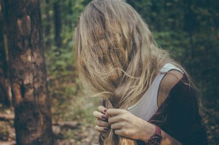7 Things That Happen When You Stop Brushing Your Hair — PHOTOS