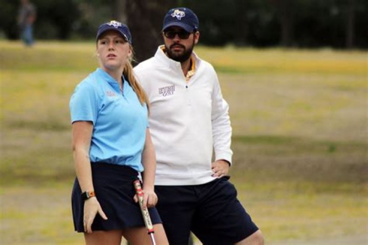 9 dead in crash involving U. of the Southwest golf teams