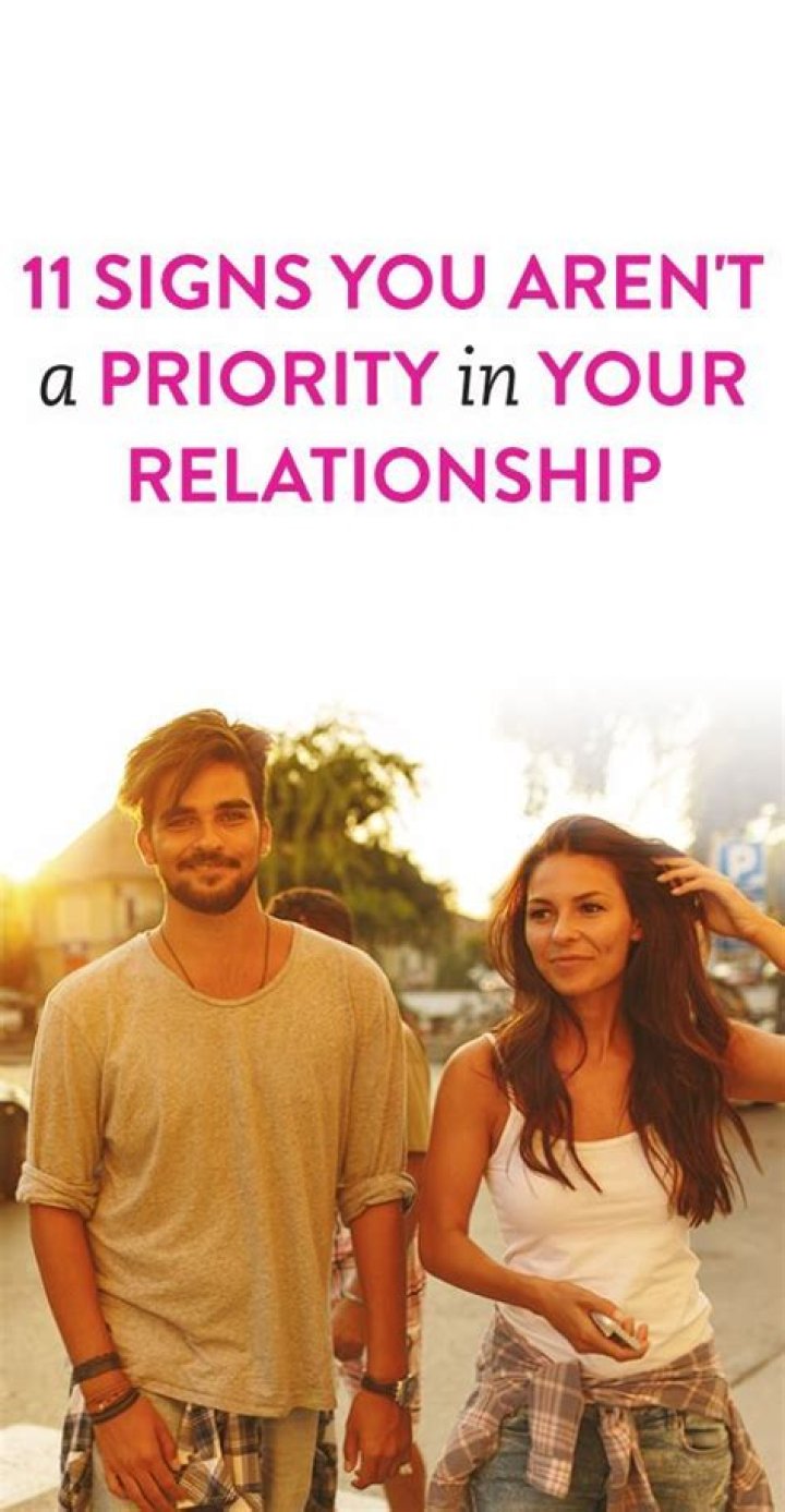 9 Signs You Aren’t A Priority In Your Relationship