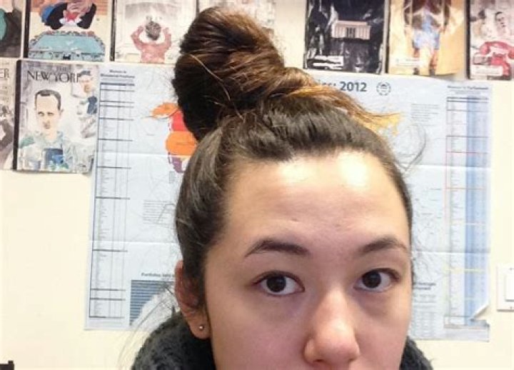 9 Things You Should Never Say To A Woman Wearing A Top-Knot