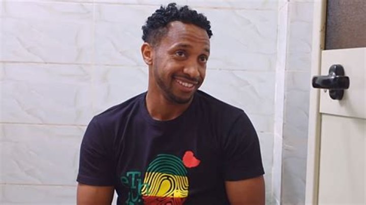 90 Day Fiance fans think Biniyam Shibre just provided a major clue, proving he is living in the United States