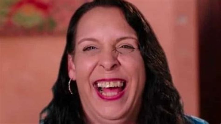 90 Day Fiance: Kim offers to pay Liz to throw a drink on Big Ed