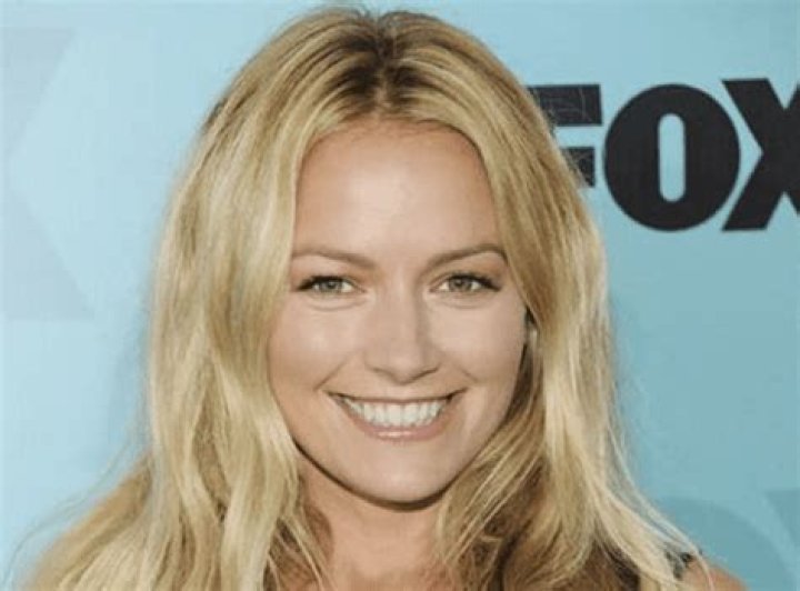 About Becki Newton (The Lincoln Lawyer): Husband, Net Worth