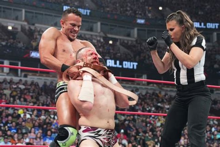 AEW's Ricky Starks Shows Off Insane Bruises From His Strap Match With Bryan Danielson