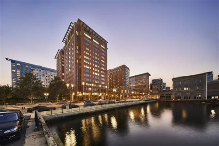 
Aew Capital Management LP (Boston)
