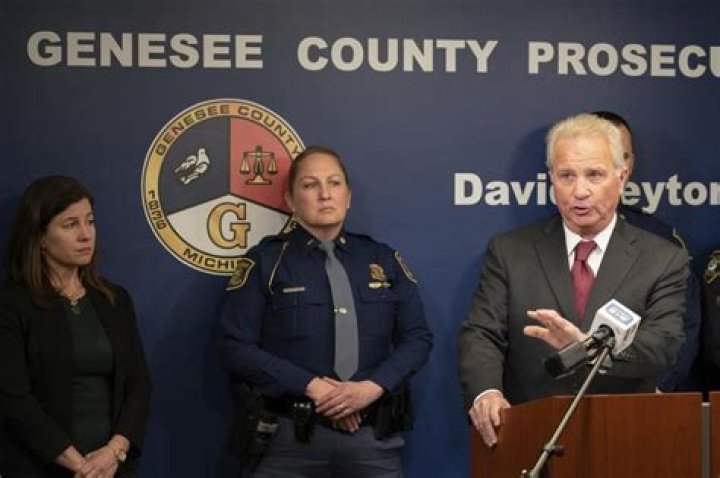 After 2-year-old girl shoots self, man becomes first person charged under Michigan’s gun storage law