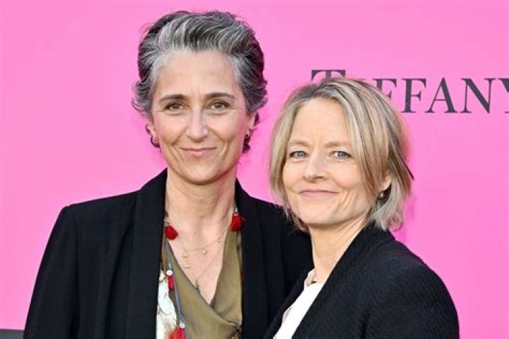 Alexandra Hedison: Profession, Age, Career, Marital Status, Relation With Jodie Foster, Photography, Sexuality, Private Relationship And FAQ’s