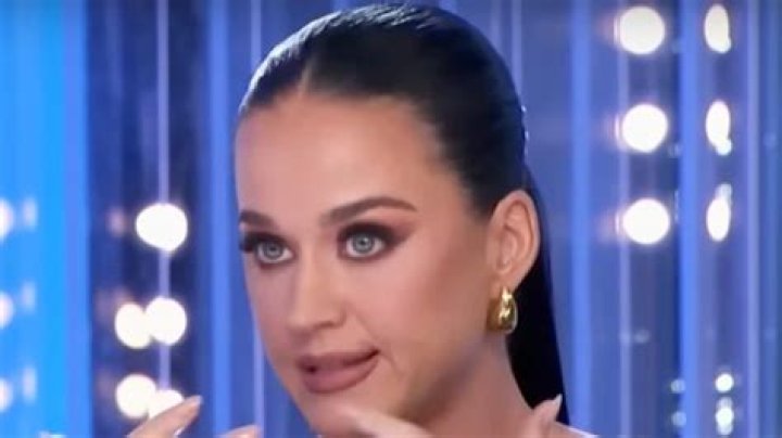 American idol viewers are rolling their eyes as Katy Perry promises another singer will be in the ‘top 10’