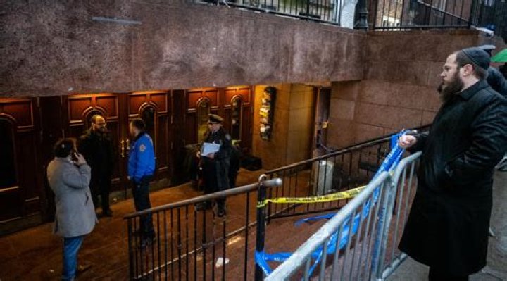 Andrew Tate asks Ben Shapiro to explain New York Synagogue’s secret tunnel controversy; Internet reacts