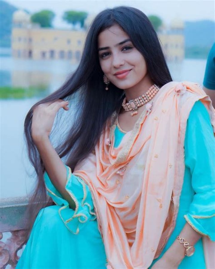 Anju Mor Age, Instagram Star, Boyfriend, Career, Biography