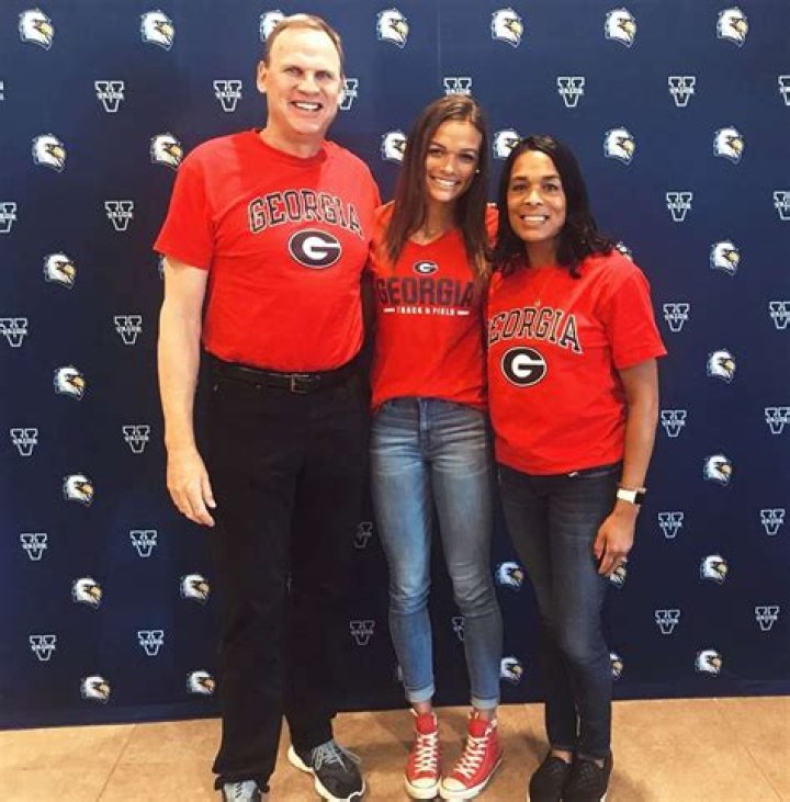 Anna Hall: Ethnicity, Background of the Family: Parents Ronette and David Hall