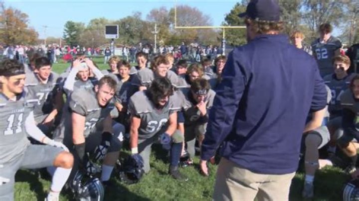 Annawan-Wethersfield outlasts Morrison, 13-6, to move on in playoffs
