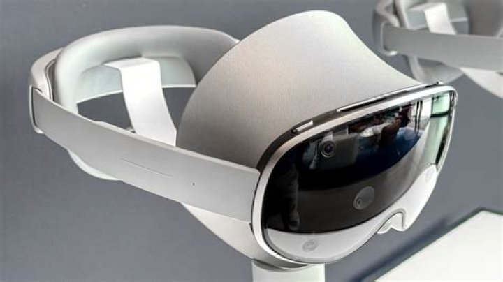 Apple launches $3,500 VR headset: What to know