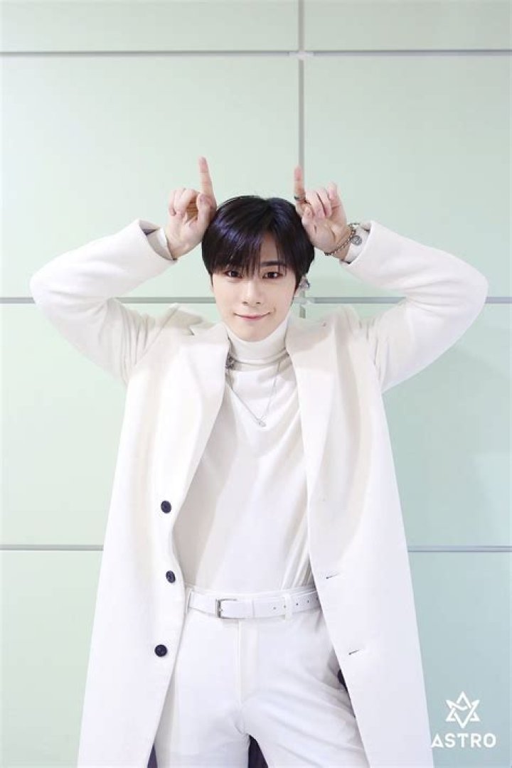 Astro Members Siblings: Find Out Who Are The Relatives