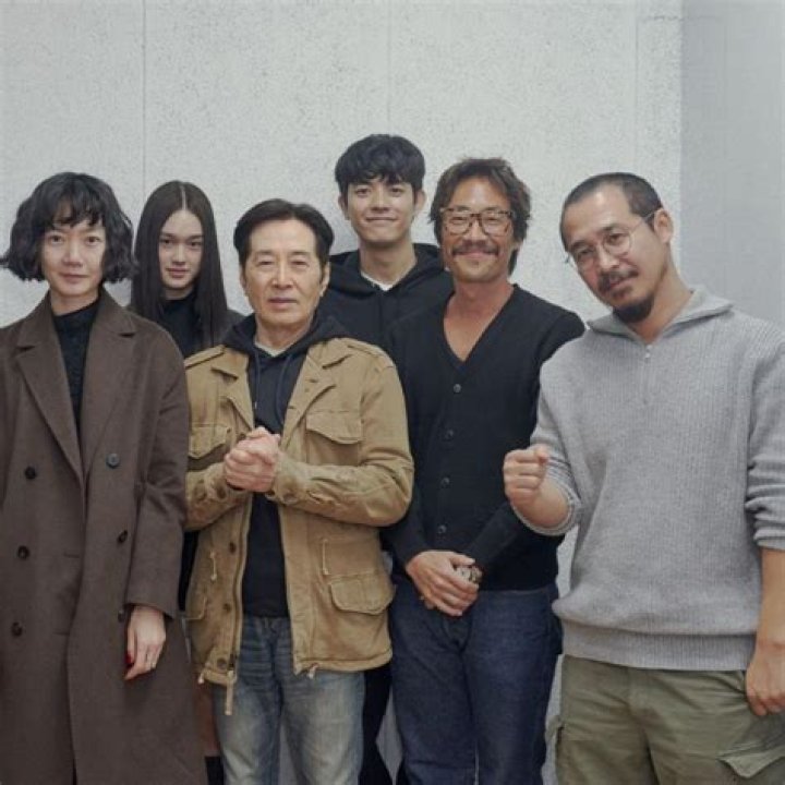Bae Doona, Park Solomon, Ryu Seung Bum and cast shine at script read for anticipated thriller drama Family Plan