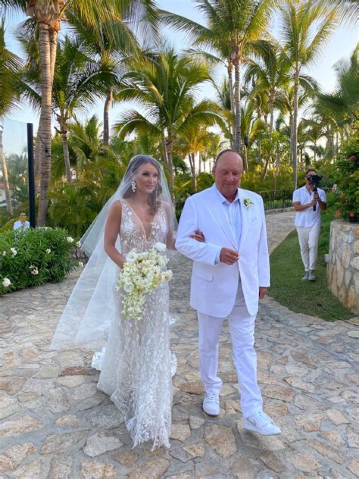 Behind the Scenes of Sean Payton’s Marriage: Meet Skylene Montgomery