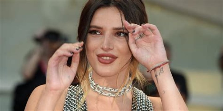 Bella Thorne Wins Pornhub ‘Vision Award’ for Directing ‘Her & Him’
