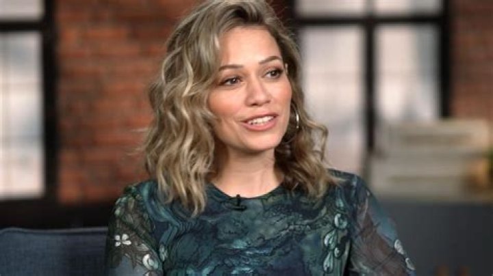Bethany Joy Lenz Made Her 'Grey's Anatomy' Debut As Paul's Fiancee, Jenny, In The Most Heartbreaking Way