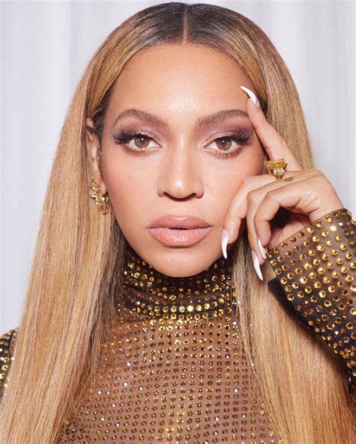 Beyoncé's 2024 New Year's Eve Outfit Included A Sheer Bustier