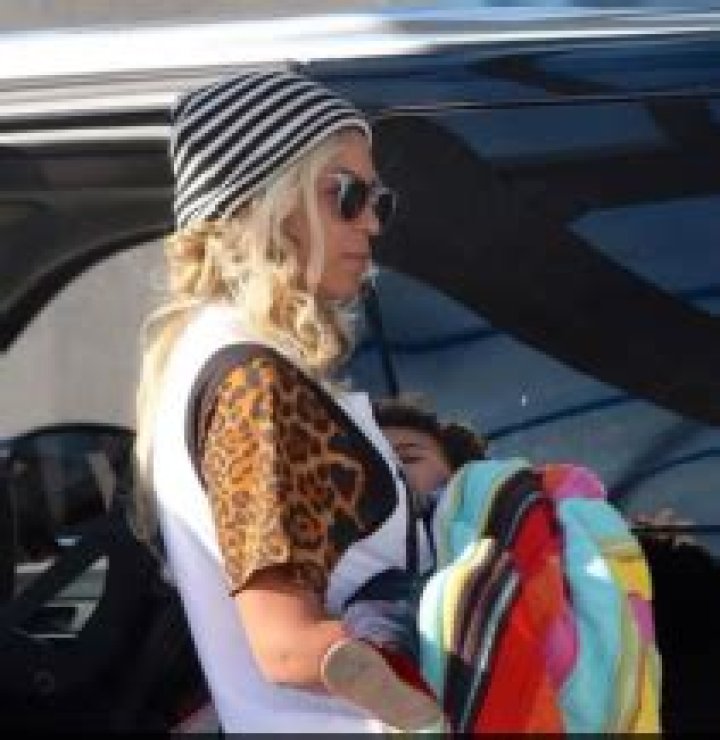 Beyonce Steps Out with Sleeping Blue Ivy, Steals Kim K’s Spot as Bing’s Most Searched Celeb