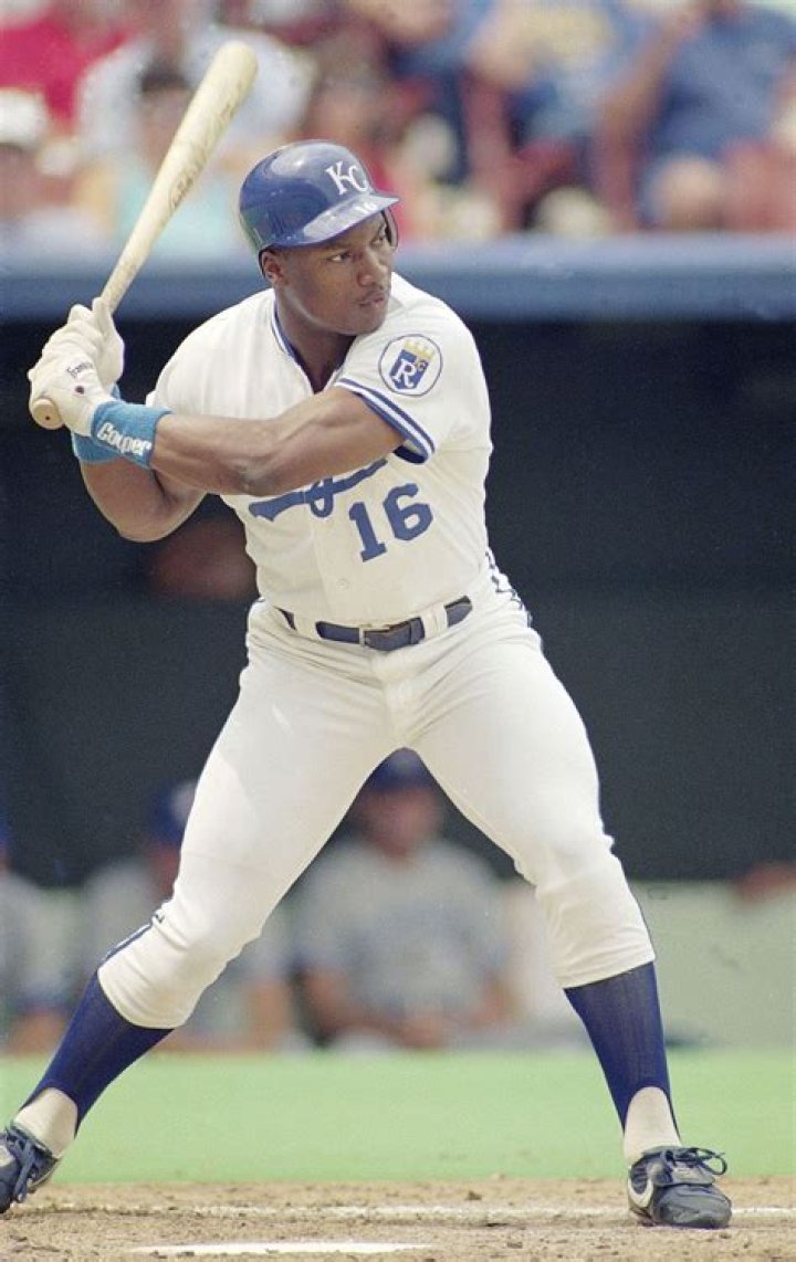 Bo Jackson - Football Player, Famous Baseball Players