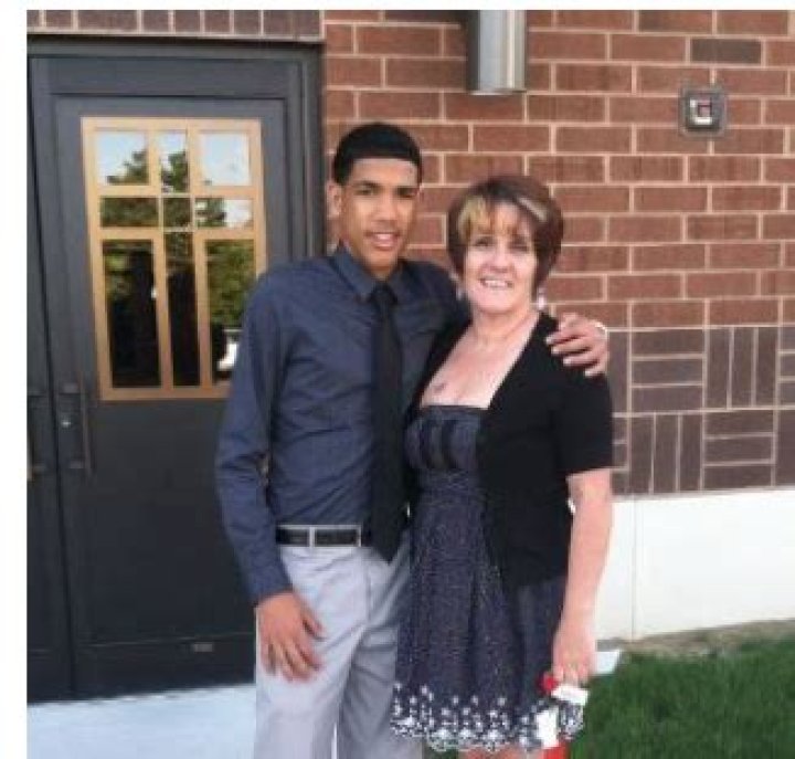 Boo Buie Parents: Father Dan & Mother Denise