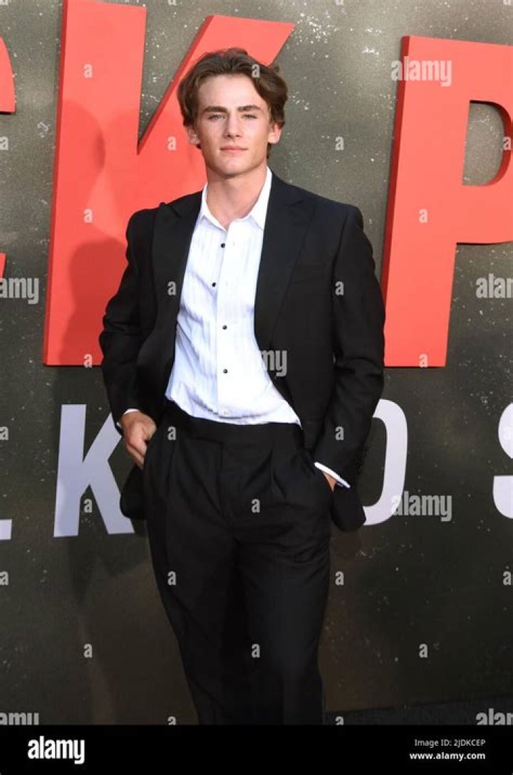 Brady Hepner from “The Black One”: 10 Interesting Facts