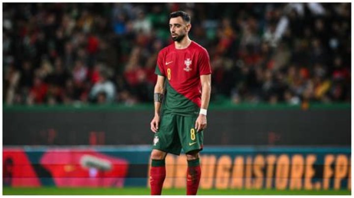 Bruno Fernandes Age, Height, Family, Jersey Number, and Stats