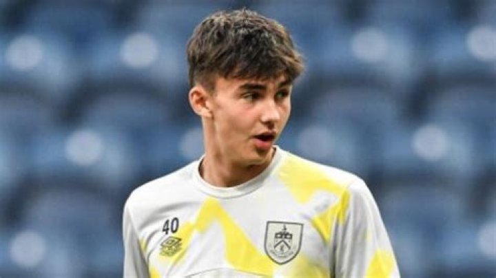 Burnley fast-track wonderkid keeper Charlie Casper into first-team training under Vincent Kompany aged just 17