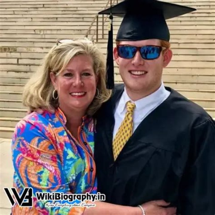 Buster Murdaugh: Wiki, Bio, Age, Career, Girlfriend, Net Worth