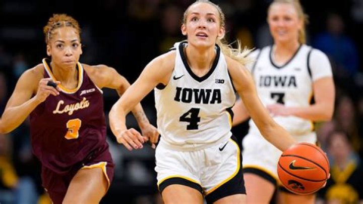 Caitlin Clark’s triple-double leads No. 4 Iowa over Loyola Chicago 98-69