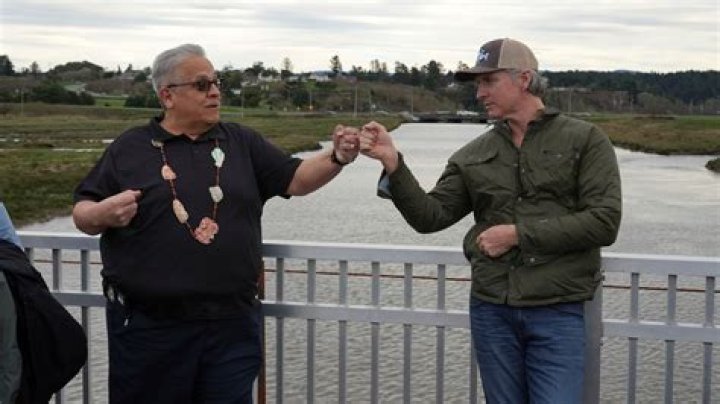 California Gov. Newsom backs dam removal projects to boost salmon. Critics say that’s not enough