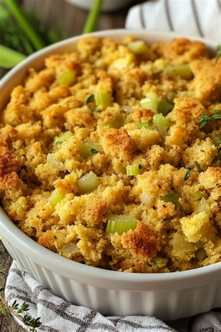 Can you refrigerate cornbread dressing before cooking?