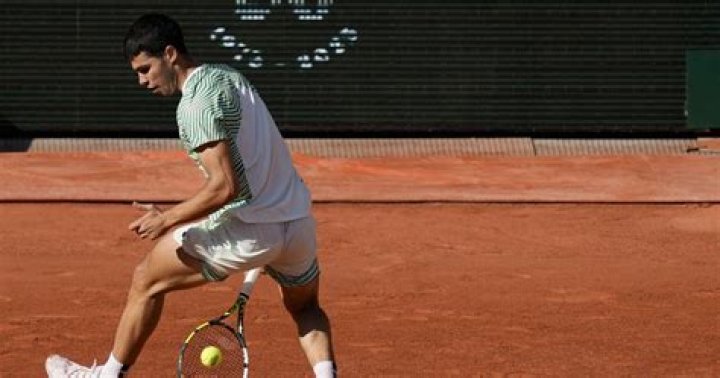Carlos Alcaraz likes to watch replays of his best shots, faces Stefanos Tsitsipas at French Open
